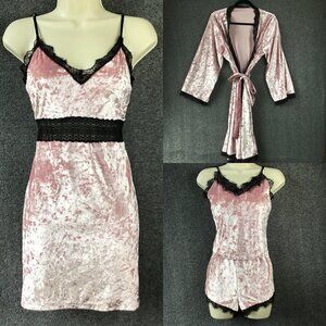 Crushed Velvet Pink and Black Lace Trim 4 Piece Sleeper/Party Pajamas Set Sz L